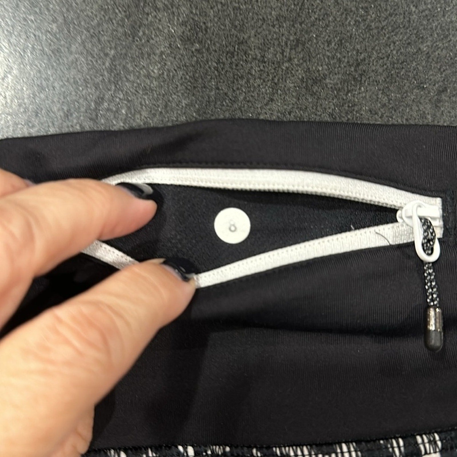 (6274) LULULEMON Run Times Short *4-way Stretch 4" in Brushed Animal in Sz 8