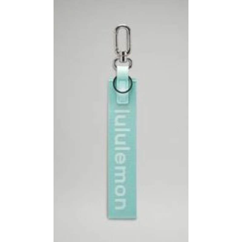 6554 NWT Lululemon Never Lost Keychain- IDEAL MINT/WHT *SOLD OUT