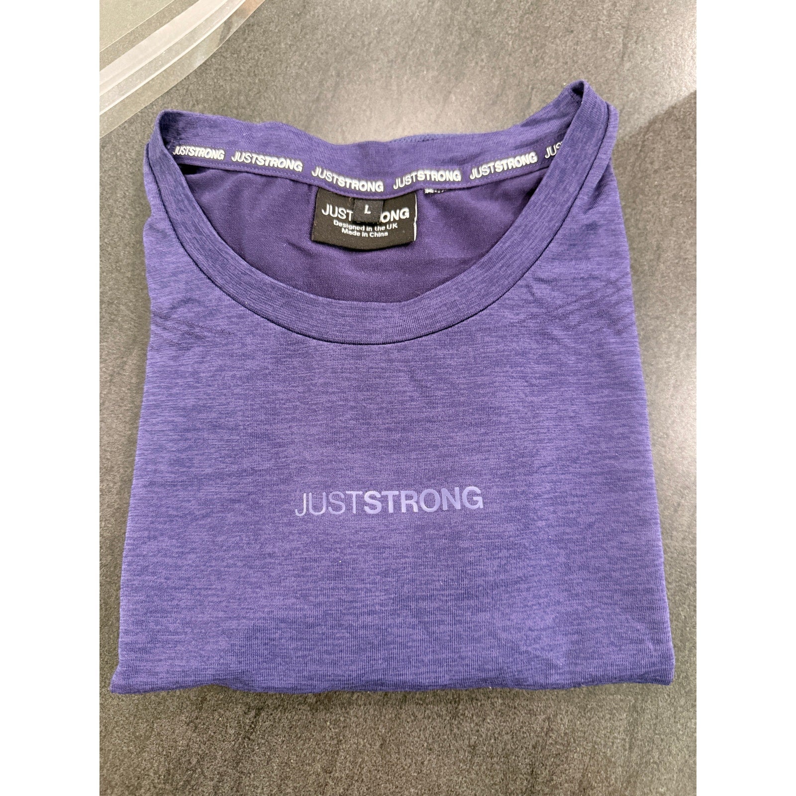 365 - JUST STRONG Laser Seamless Workout Tee in True Navy in Sz L