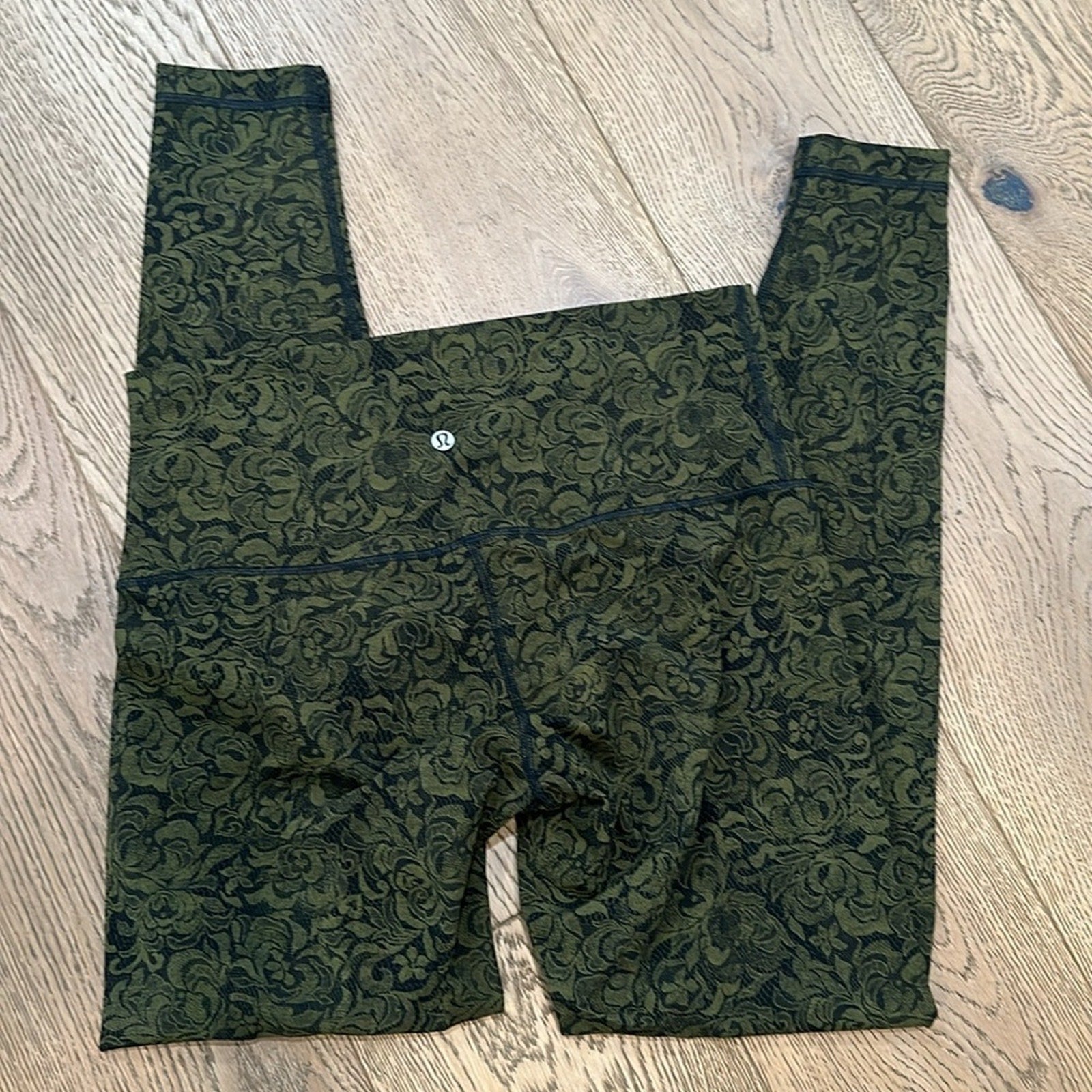 (6105) Lululemon Wunder Under Hi-Rise Tight Sz 12 * LOVED *EUC