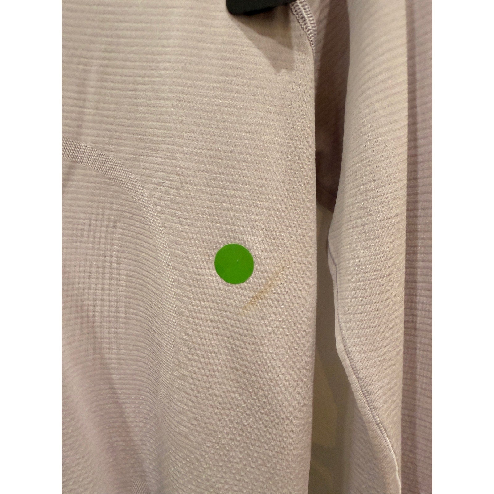 6042 - LULULEMON RUN: Swiftly Tech Long Sleeve Crew Sz 8 *FLAW