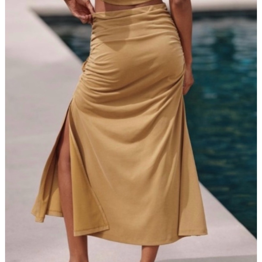 457 - NWT ANTHROPOLOGIE The Celandine Midi Ruched Skirt In Gold Sz M