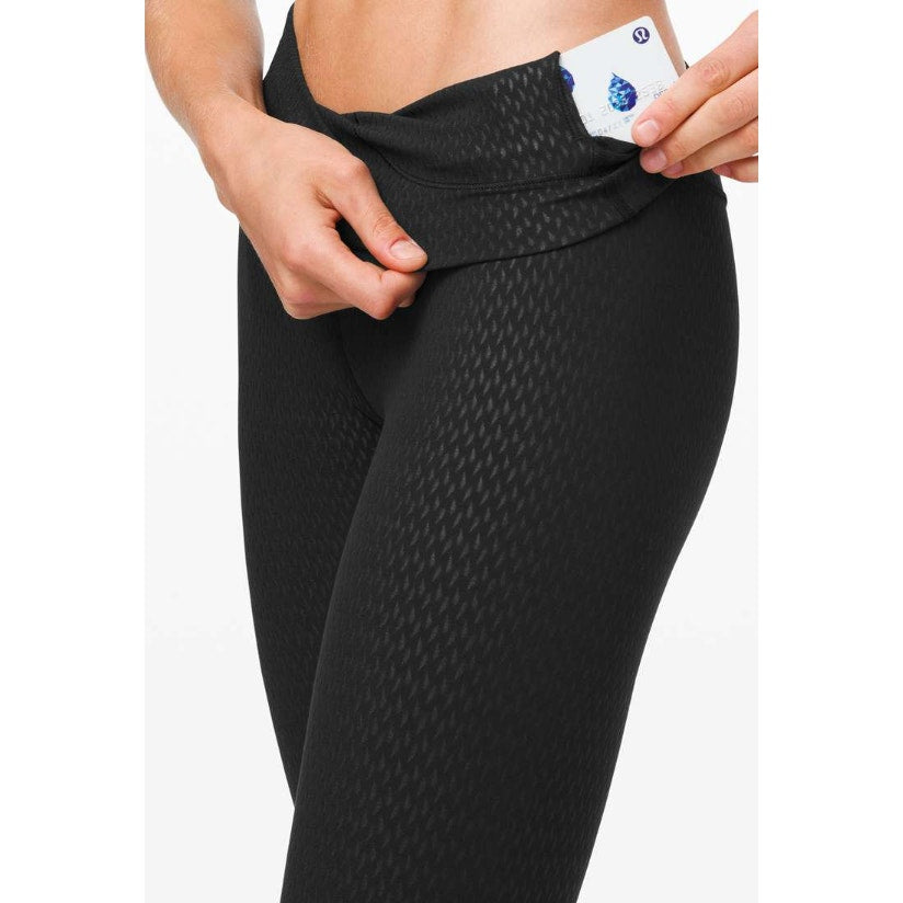 6514 Lululemon Align Crop *21" Diverge Emboss Black Sz 6 **Pilling