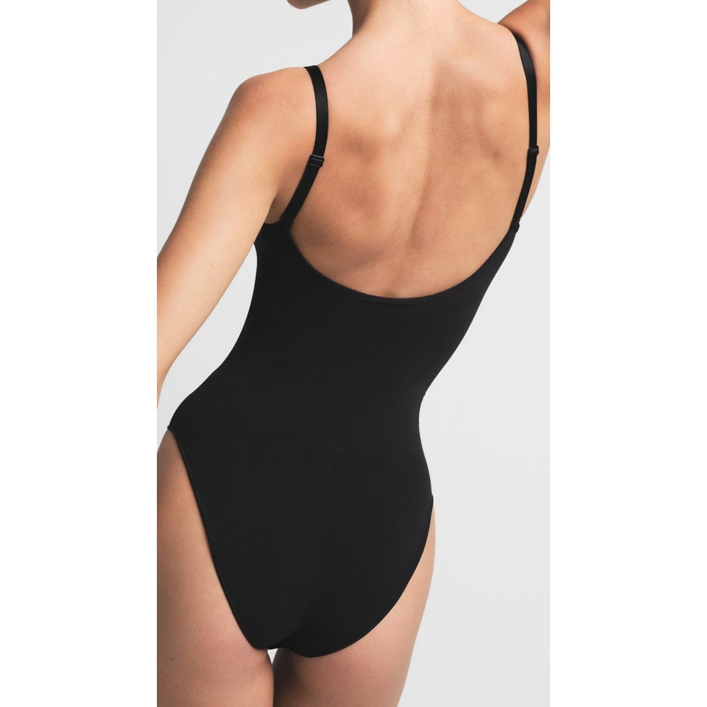 0253 SKIMS SEAMLESS SCULPT BRIEF BODYSUIT on ONXY in 2XL/3XL **FLAW
