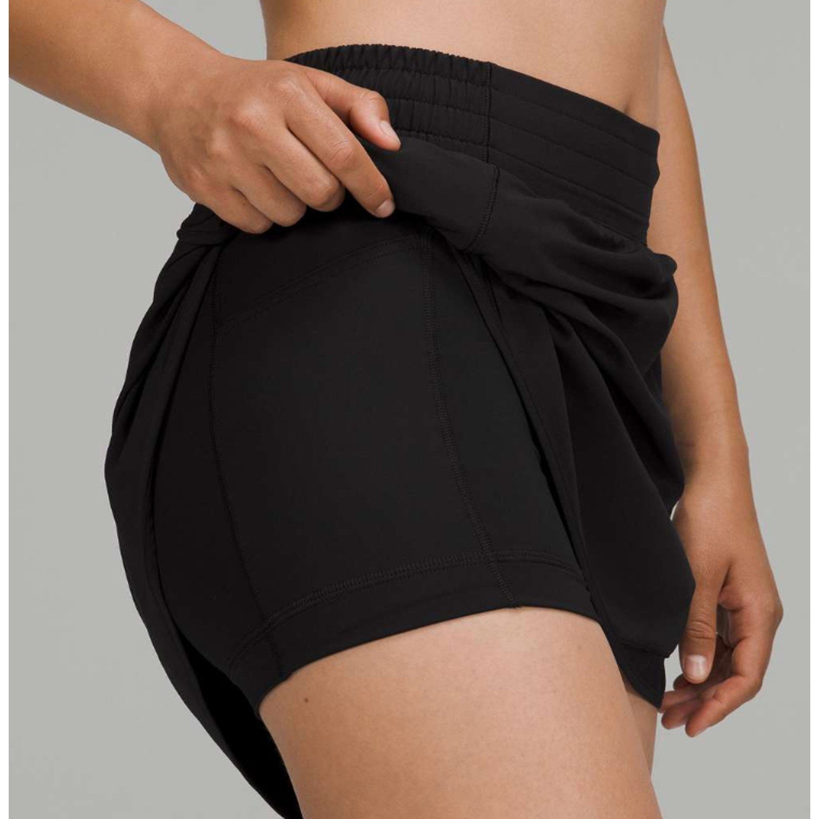 6577 - NWT Lululemon Hotty Hot Hotty Hot High-Rise Skirt *Long Black Sz 4
