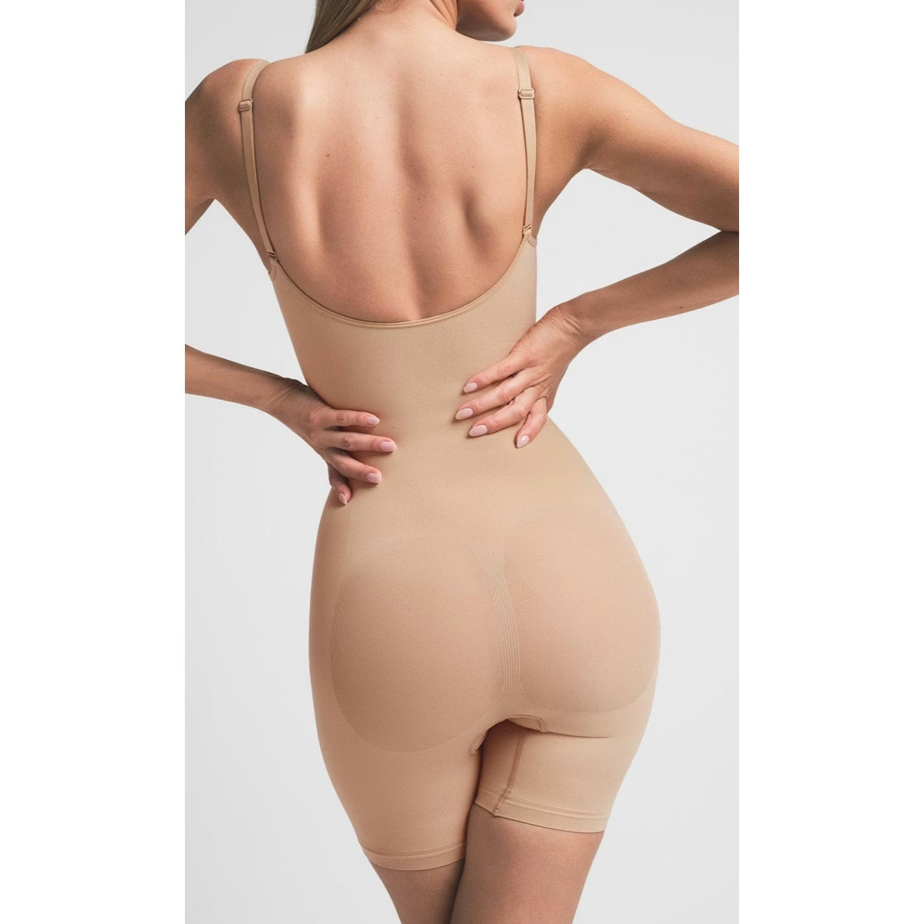 0254 SKIMS NWT SEAMLESS SCULPT MID THIGH BODYSUIT BODYSUIT in L/XL