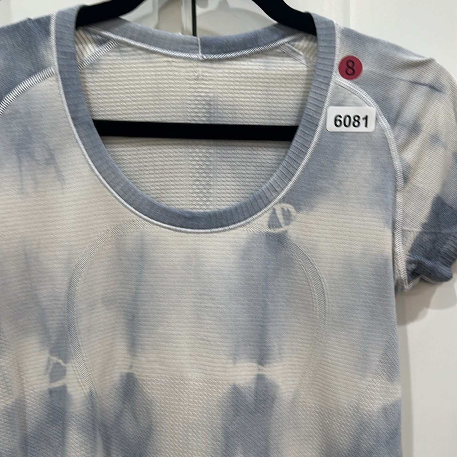 (6081)  🍋 LULULEMON RUN: Swiftly Tech Short Sleeve Scoop *Tie Dye Sz 8 **LOVED