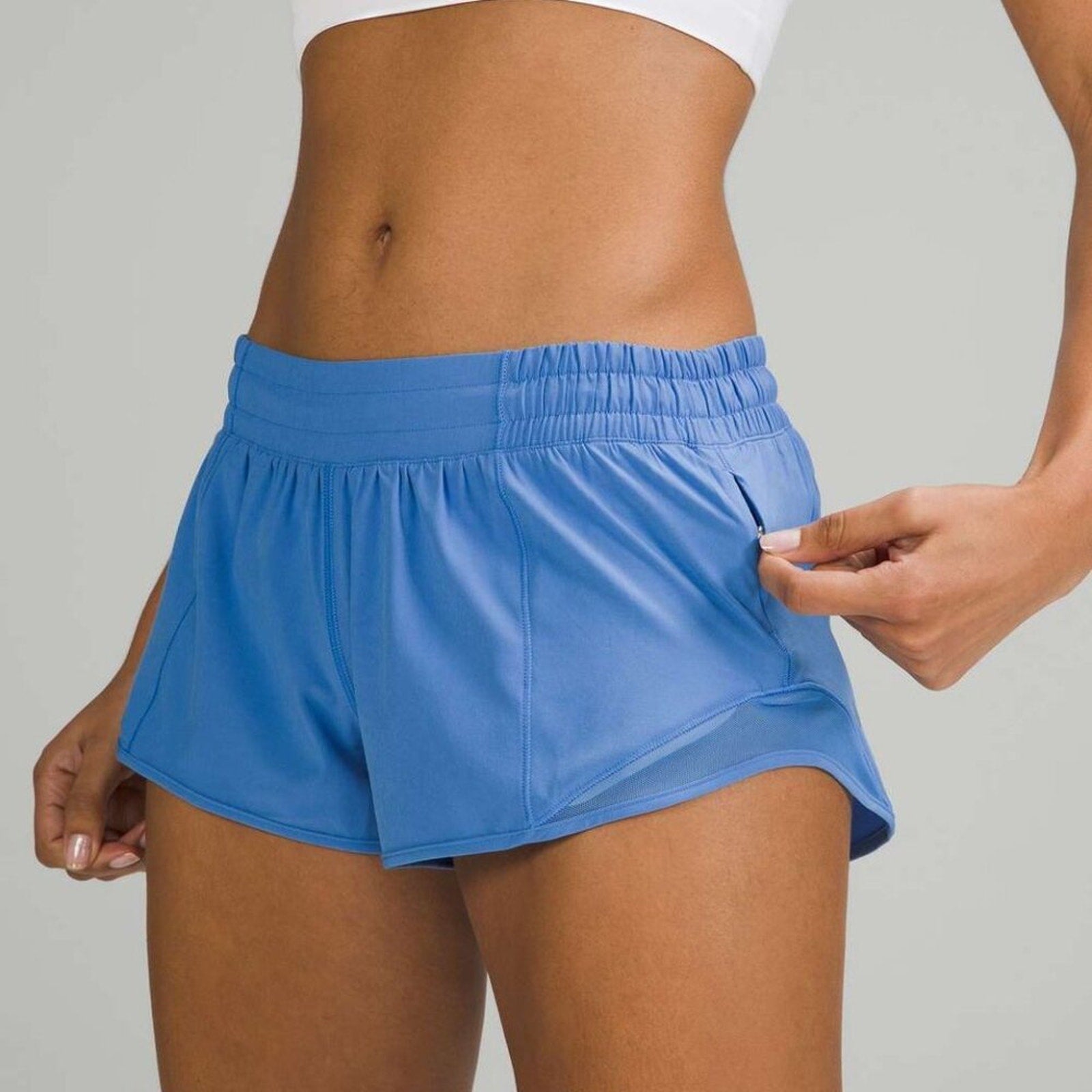 165 Lululemon Hotty Hot Short II *2.5" in Blue Nile SZ 6 *LOVED
