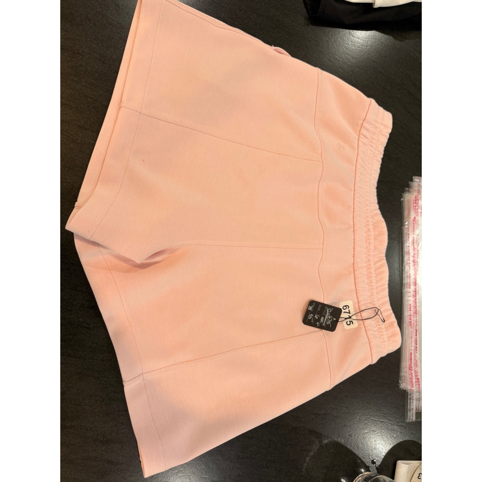 6715 - Lululemon Softstreme High-Rise Short 4" Strawberry Milkshake Sz 6 *SPOT