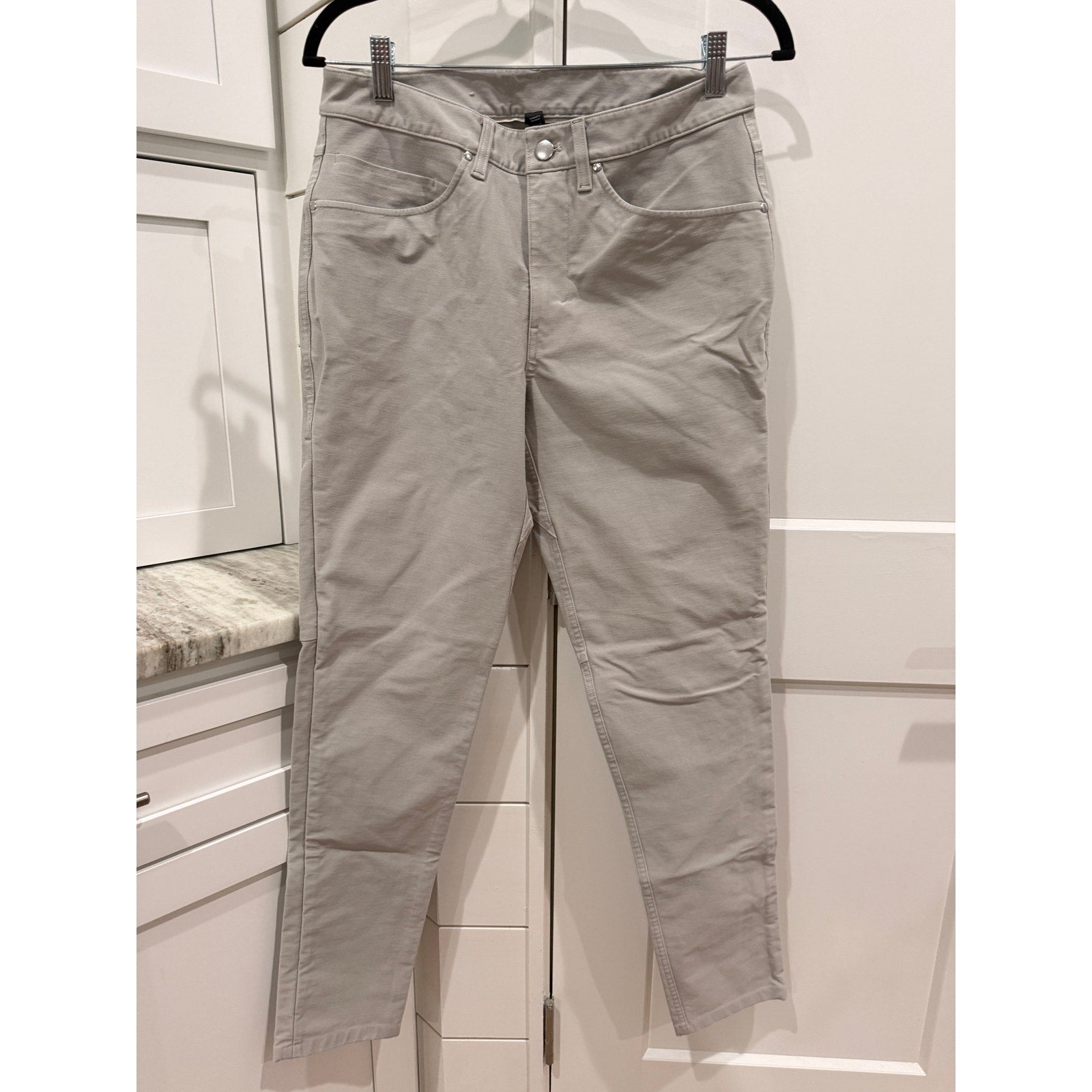 415 - LULULEMON ABC Slim-Fit Pant 32" *Utilitech Seal Grey in Sz 30W