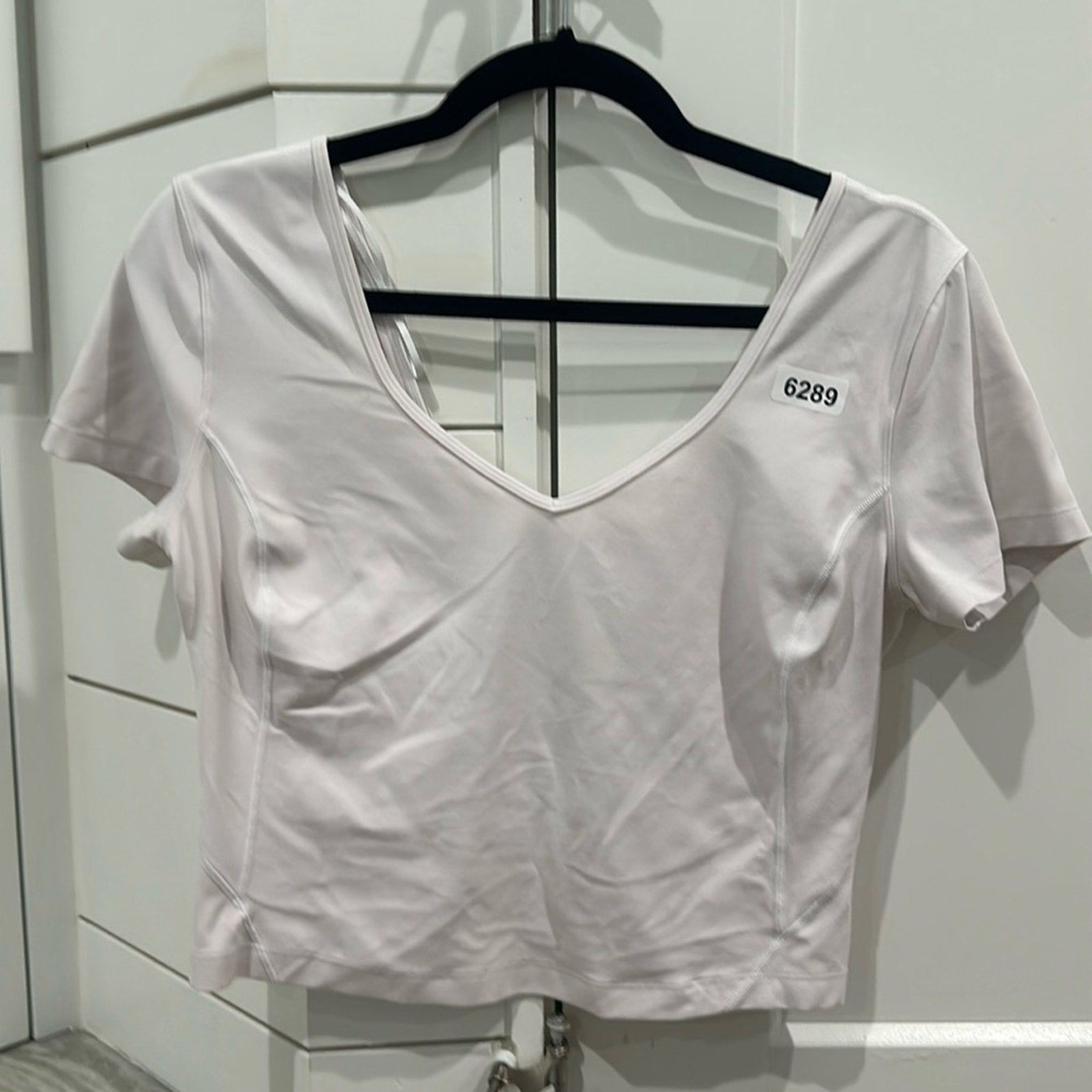 (6289) 🍋  LULULEMON ALIGN TEE P2P=18" Sz  *EUC in WHITE