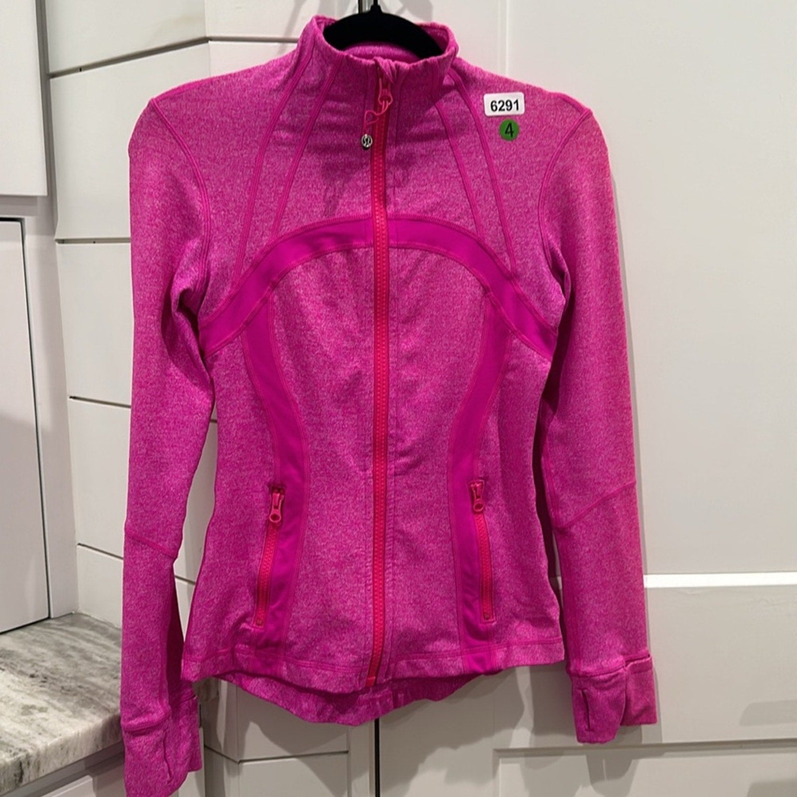 (6291) LULULEMON DEFINE JACKET in **Sz 2 ** in Heathered Paris Pink / Paris Pink
