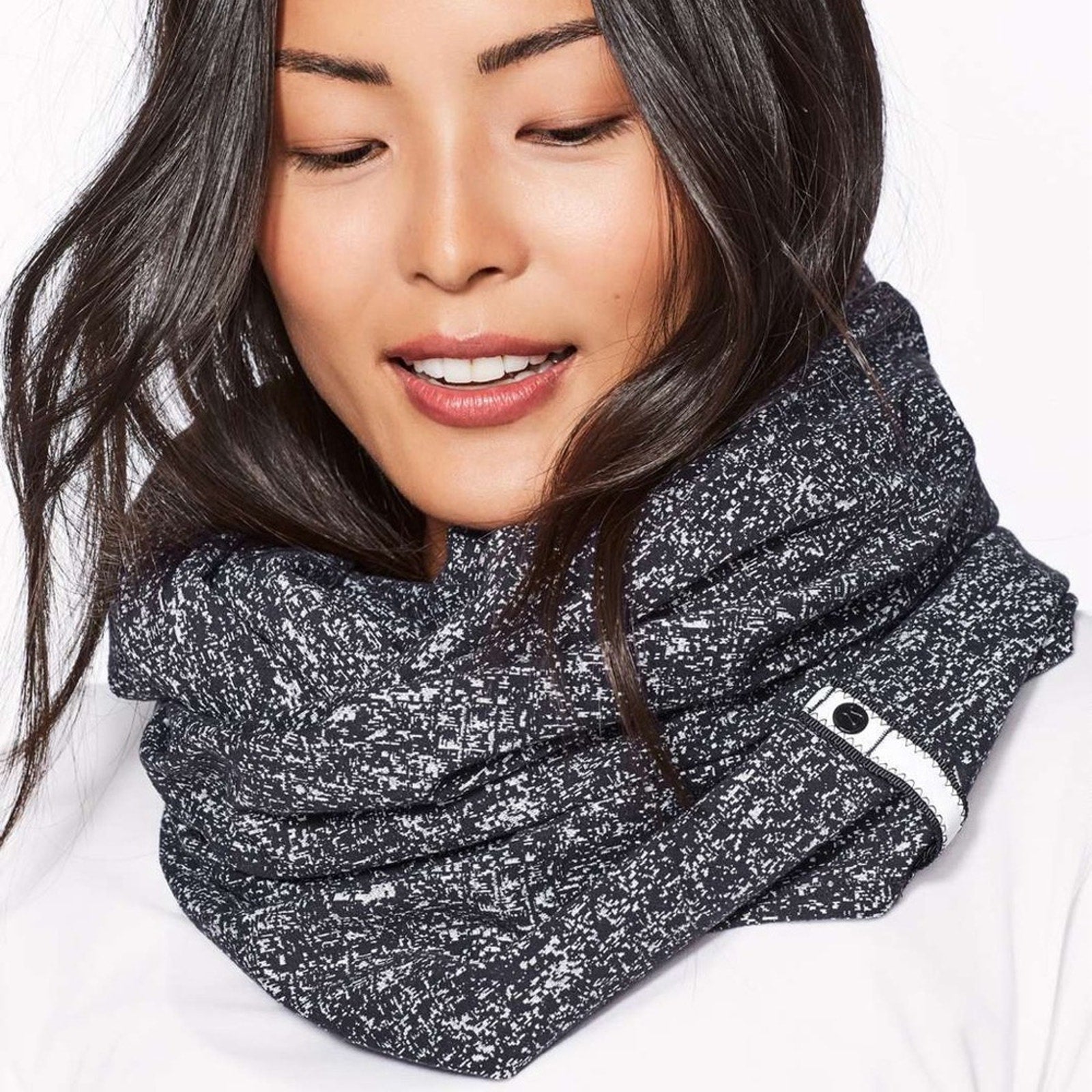 417 - LULULEMON Vinyasa Scarf *Rulu Reconnect Jacquard Running Luon White Black