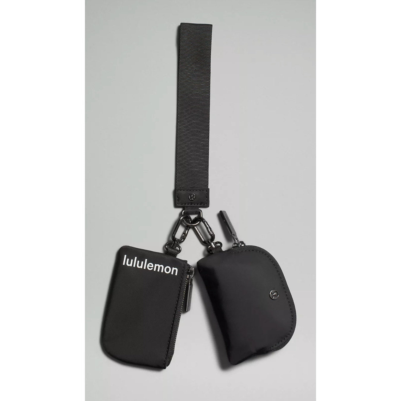 0268  NWT LULULEMON Dual Pouch Wristlet in BLACK/BLACK