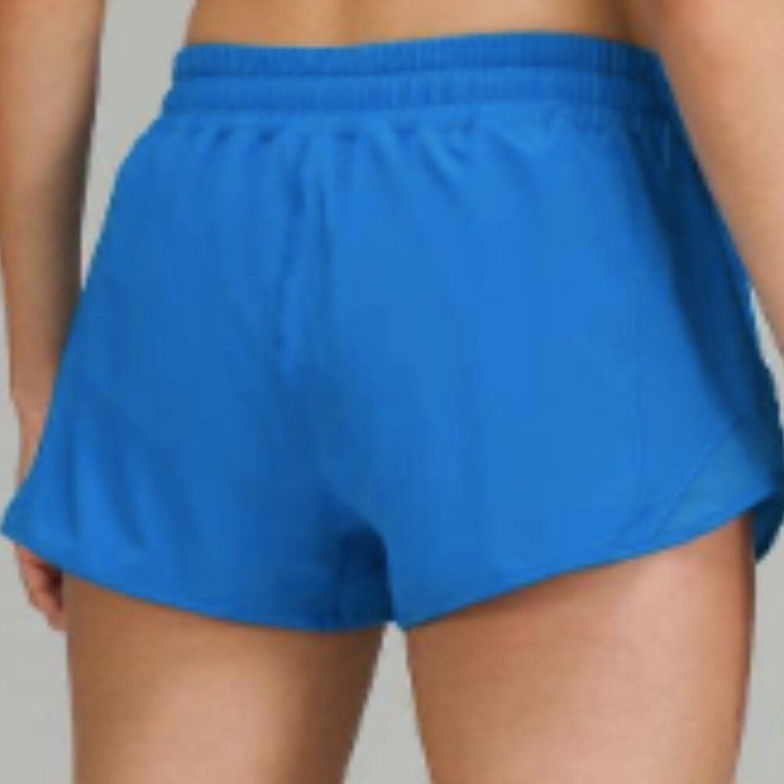 (6364) Lululemon Hotty Hot Low-Rise Short 2.5" in Sz 12 (POOLSIDE) HOT