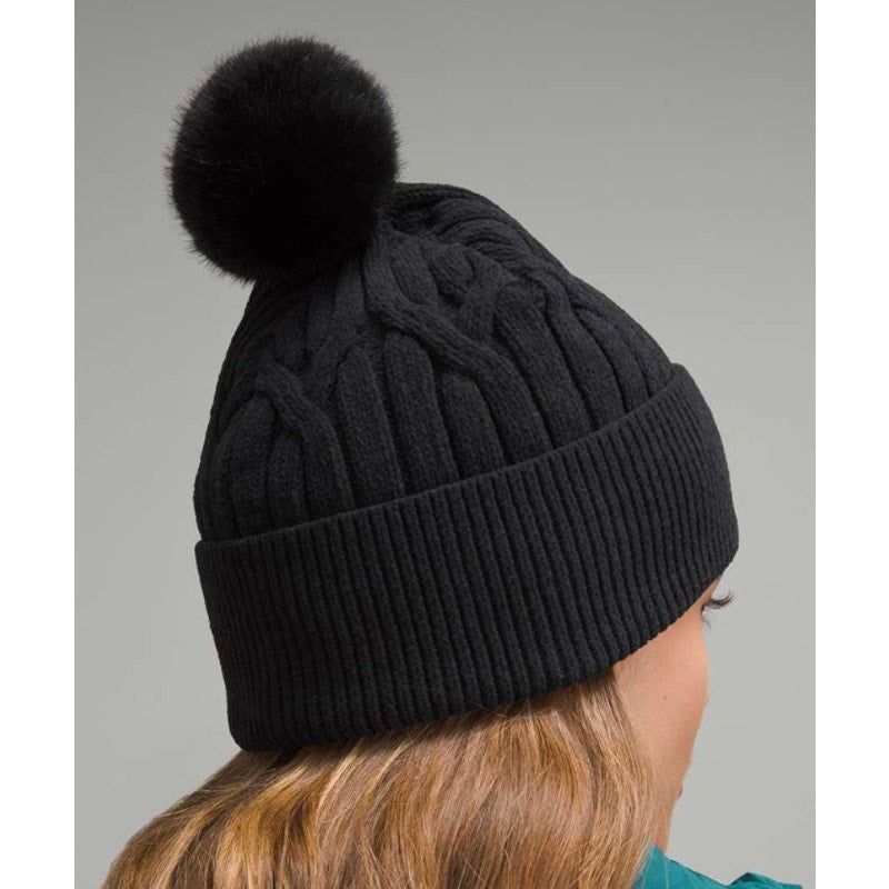 0255 NWT Lululemon Womens Cable-Knit Pom-Pom Beanie in BLACK
