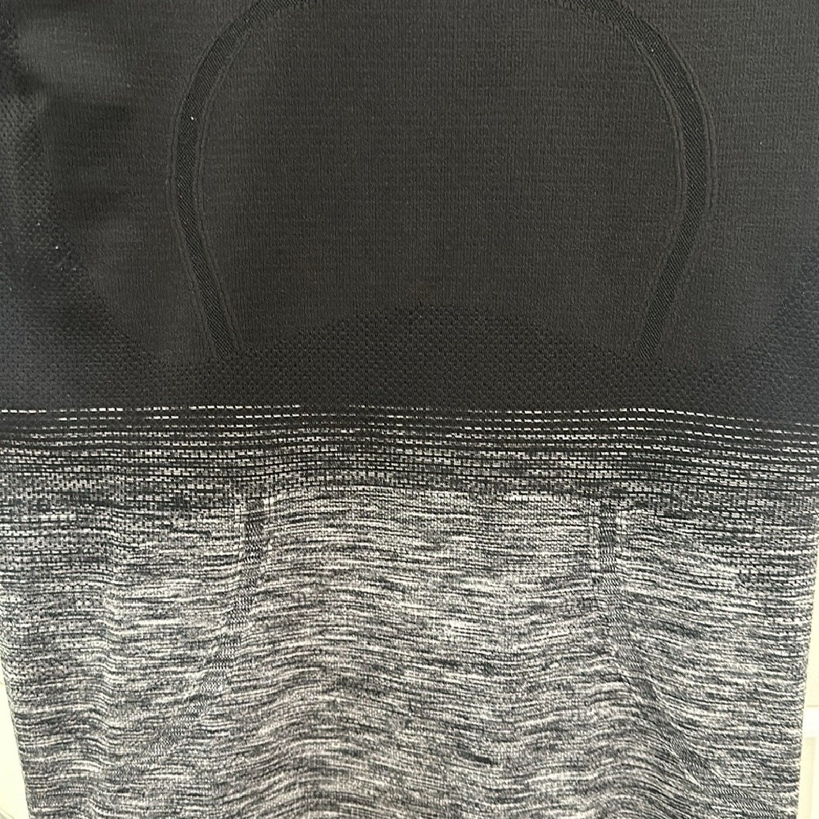 (6073)  🍋 LULULEMON Swiftly Tech Short Sleeve Scoop (Fan Gear) Sz 6 **LOVED