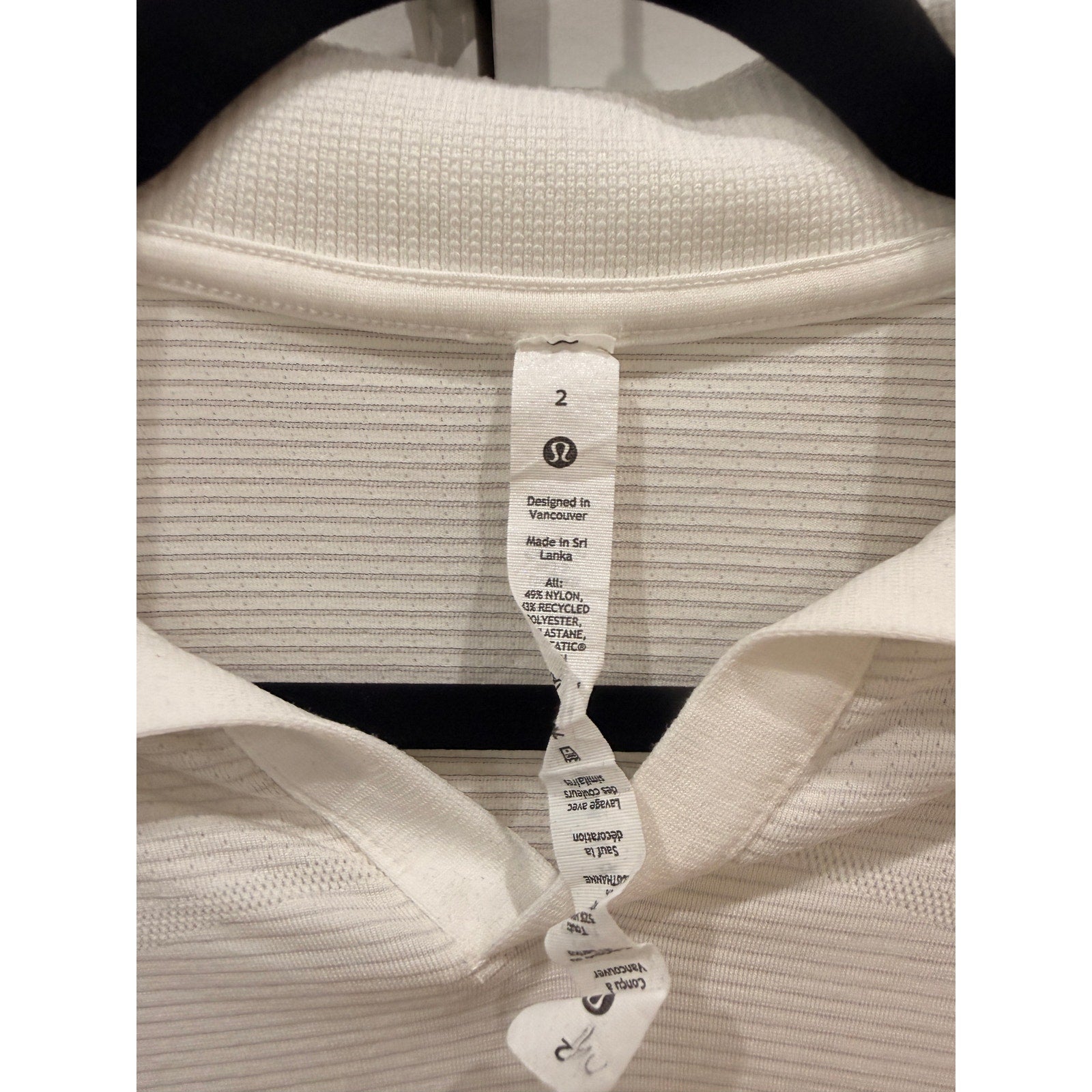 6505 NWT Swiftly Tech Relaxed-Fit Polo Shirt in White Sz 2