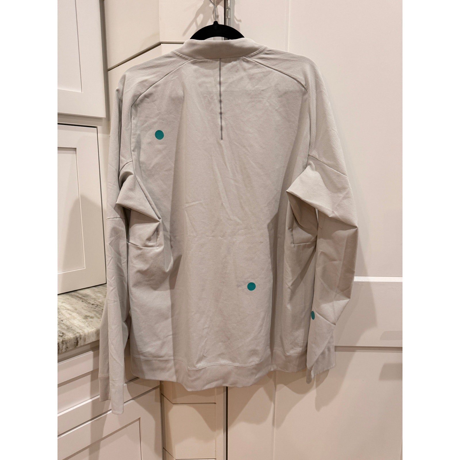432 - LULULEMON Airing Easy Bomber Vapor in Large *FLAW