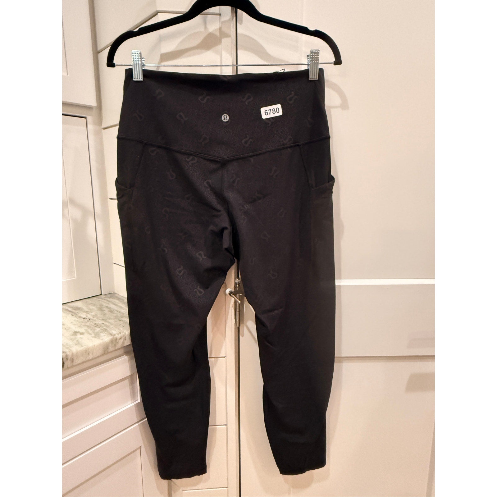 6780 Lululemon Align HighRise Pant with Pockets 25" Yogo Emboss Black Sz 12 *RARE