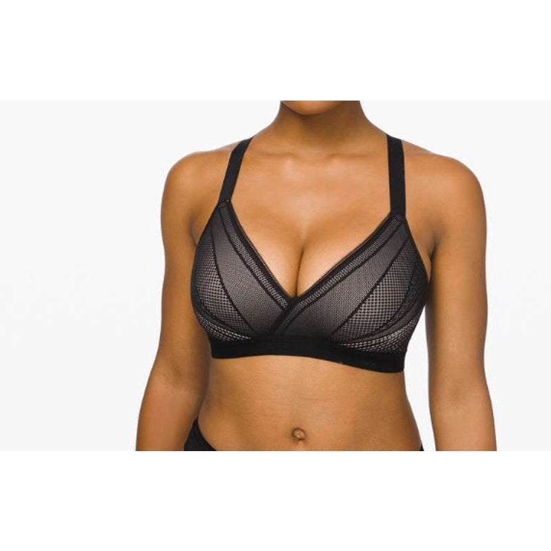 6578 Lululemon Awake to Lace Bra sz 32C