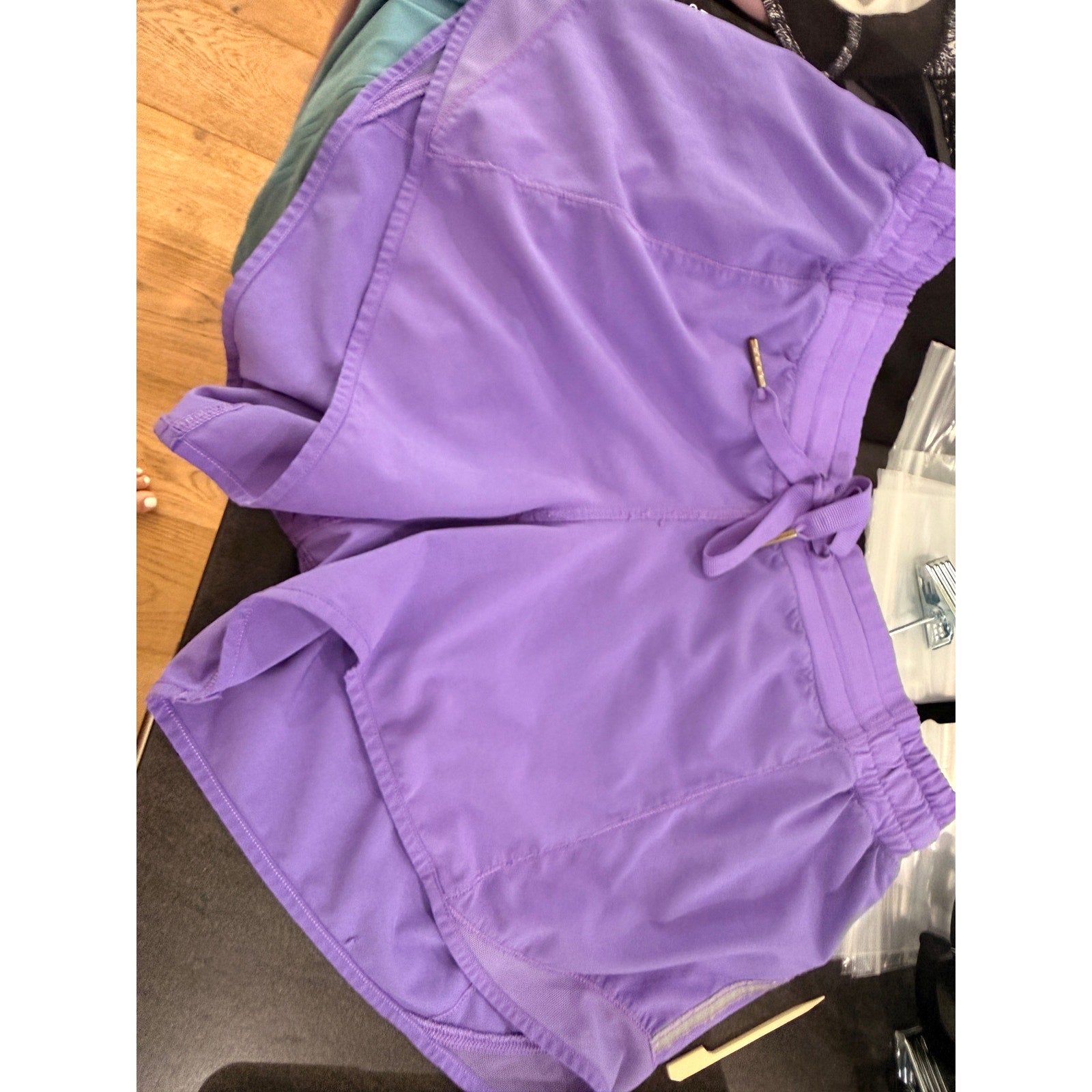 6459 Lululemon Hotty Hot Short (Long) Power Purple in Sz 6 *FLAW
