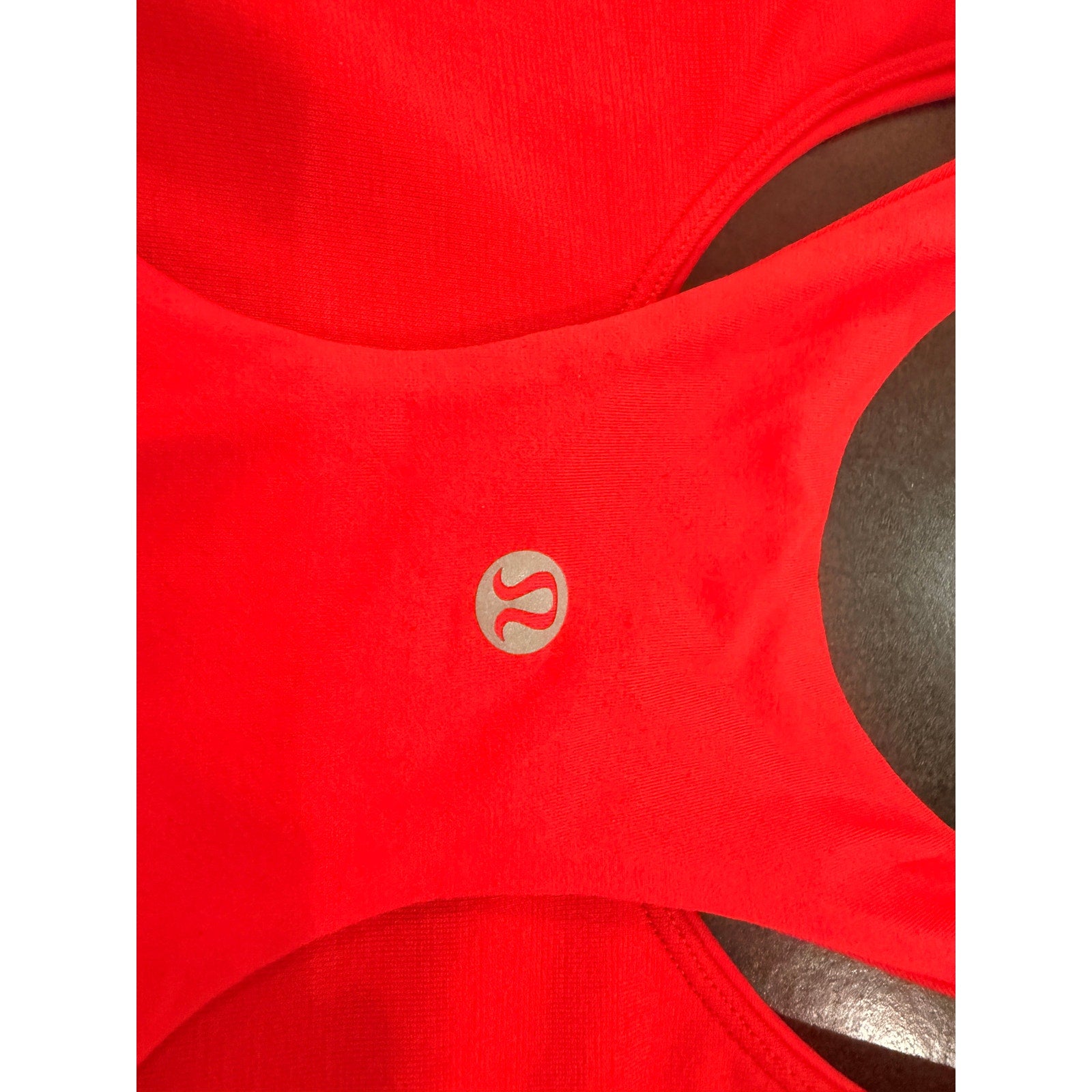 6738 - Lululemon Fast As Light Bra True Red Sz 10