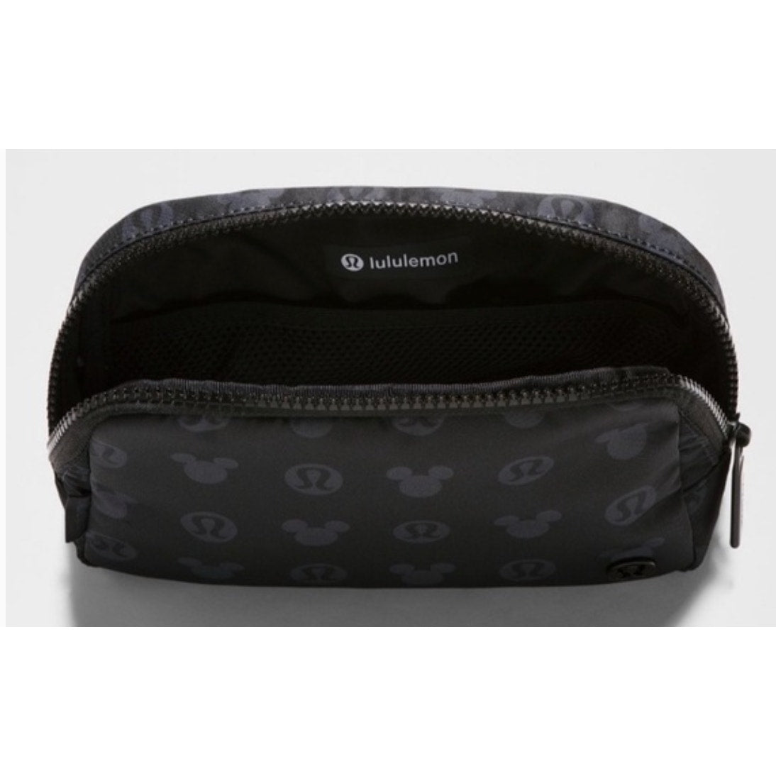 6386/6388 NWT LULULEMON x DISNEY Everywhere Belt Bag **LIMITED EDITION