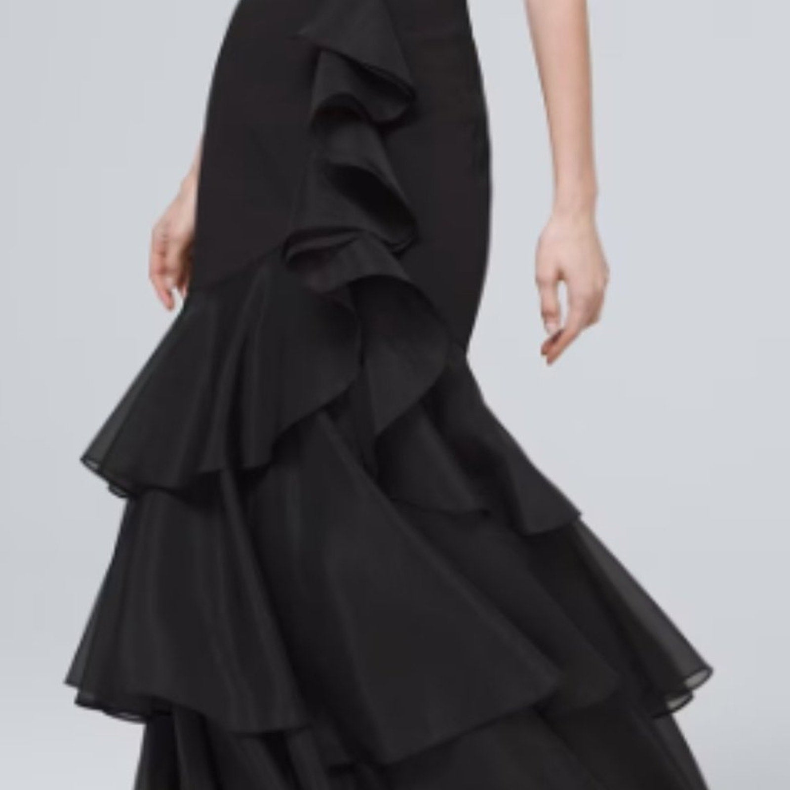 🆕  AIDAN MATTOX Ruffle-Detail Gown NWT Sz 10 ** SOLD OUT **