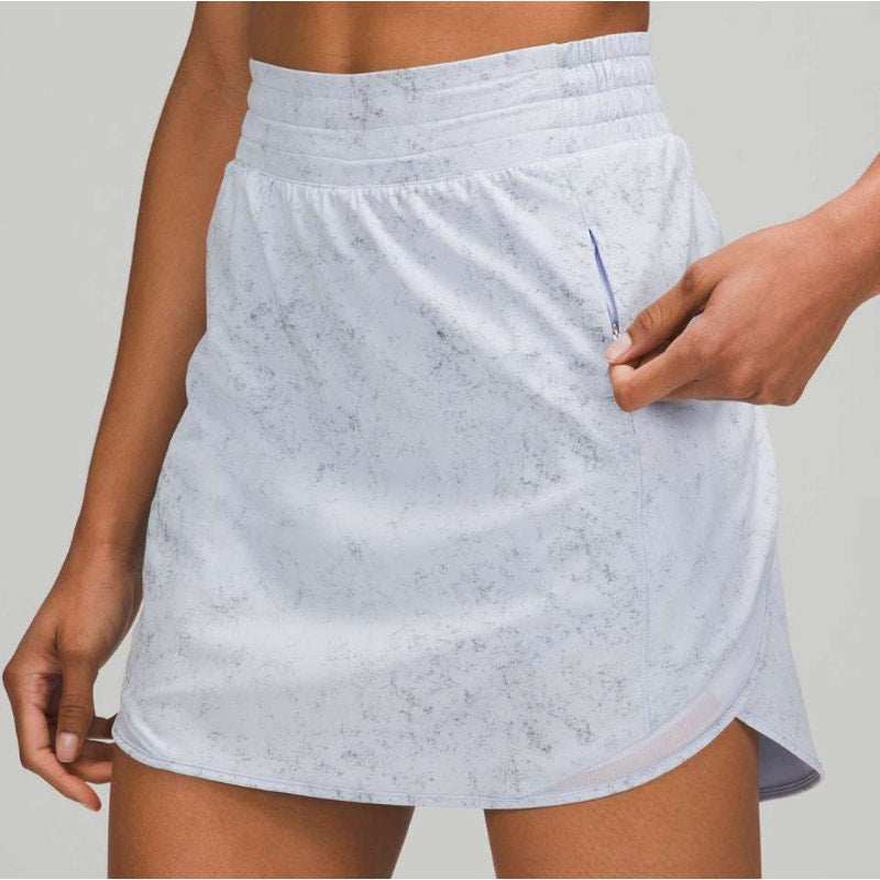 6435 Lululemon Hotty Hot Hotty Hot High-Rise Skirt *Long Gravel Dust Pastel Blue Sz 6