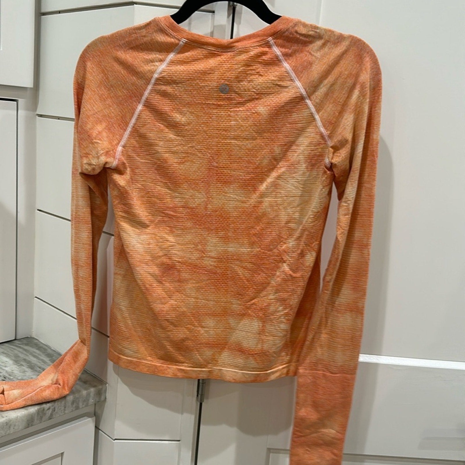 6206 - LULULEMON RUN: Swiftly Tech Long Sleeve Crew Sz 6 *RACE *Hand-dyed