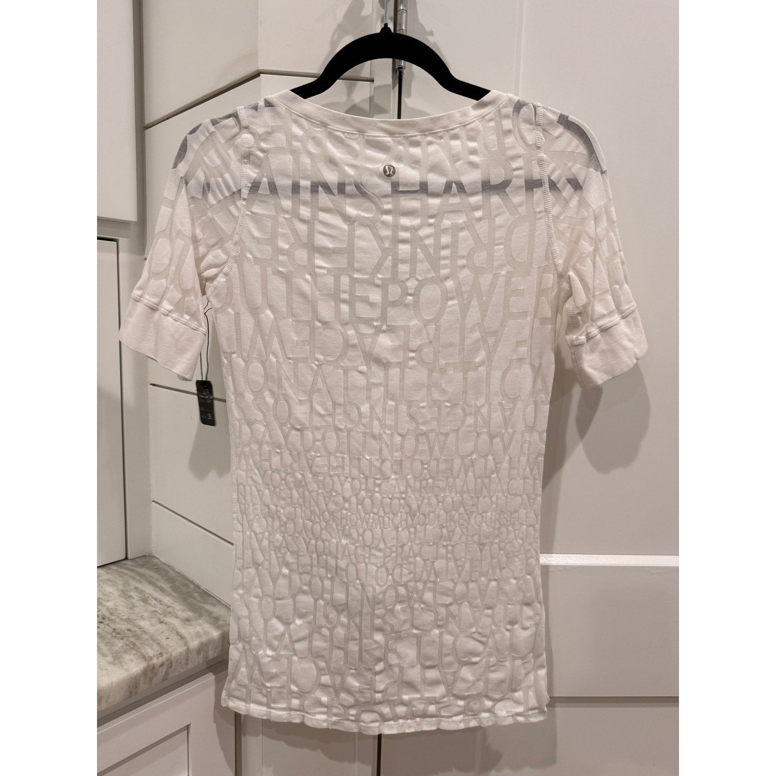 6670  LULULEMON Manifesto Tee Short Sleeve *RARE Sz 6
