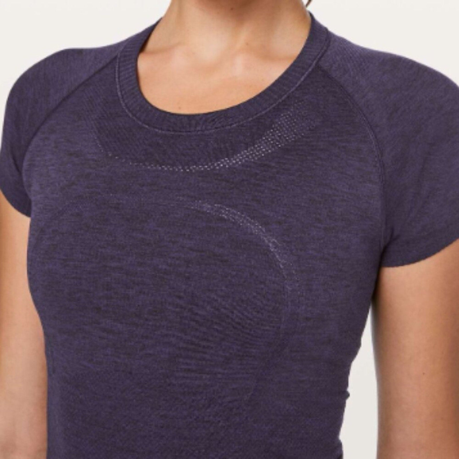 6095 - LULULEMON RUN: Swiftly Tech Long Sleeve Crew Sz 6 *PULL