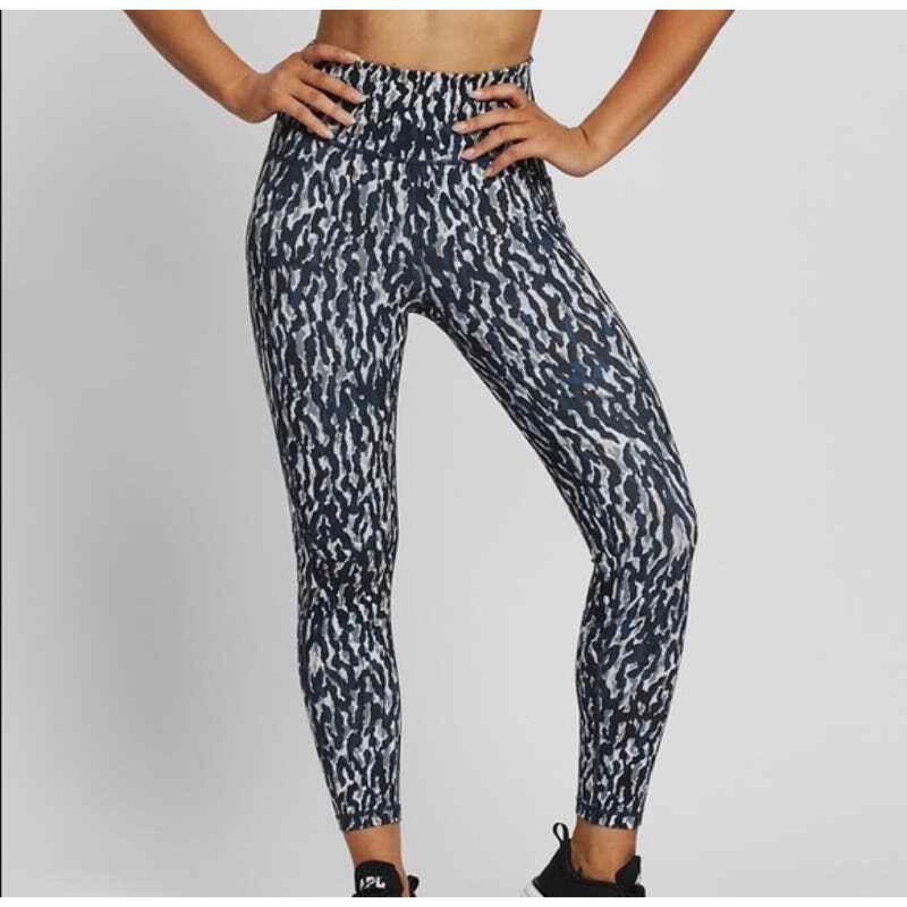 449 - SWEATY BETTY The Super Sculpt 7/8 Length Leggings Sz S