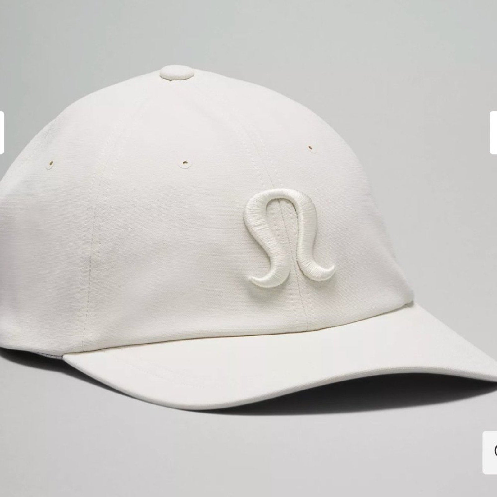 2362 LULULEMON Days Shade Ball Cap in BONE