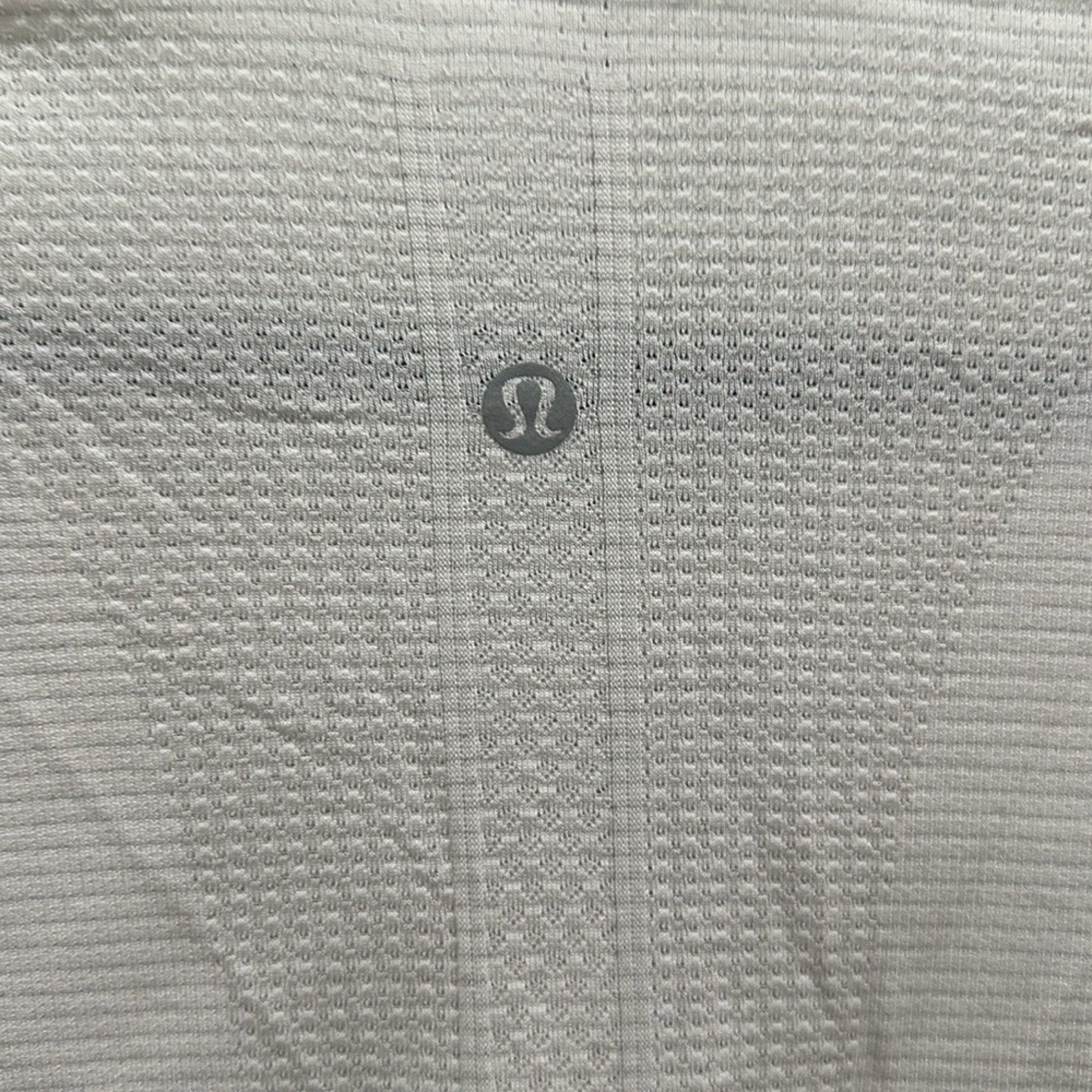 (6012)  🍋 LULULEMON RUN: Swiftly Tech Long Sleeve Crew Sz 12 WHITE