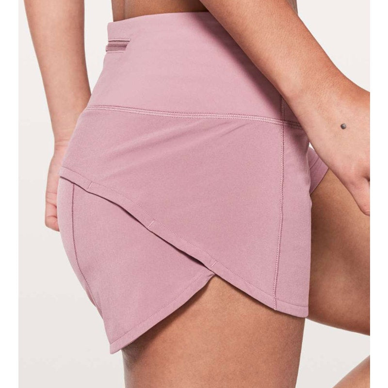 56 - Lululemon Speed Up Short Hi-Rise *2.5" Figue in Sz 10