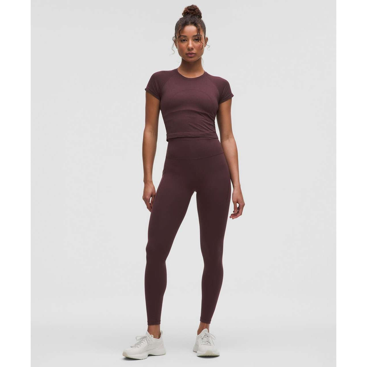 0156 NWT LLL Swiftly Tech Cropped Short-Sleeve Shirt 2.0 Goodnight Plum Sz 2