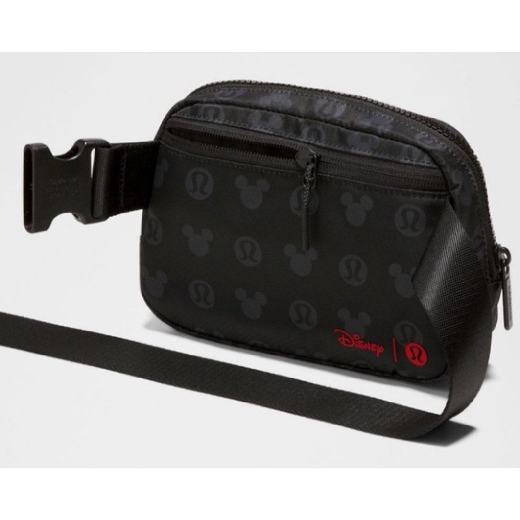 6386/6388 NWT LULULEMON x DISNEY Everywhere Belt Bag **LIMITED EDITION