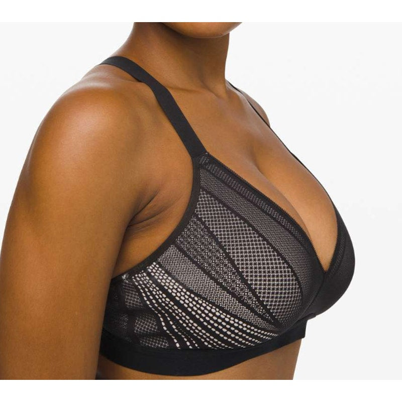 6578 Lululemon Awake to Lace Bra sz 32C