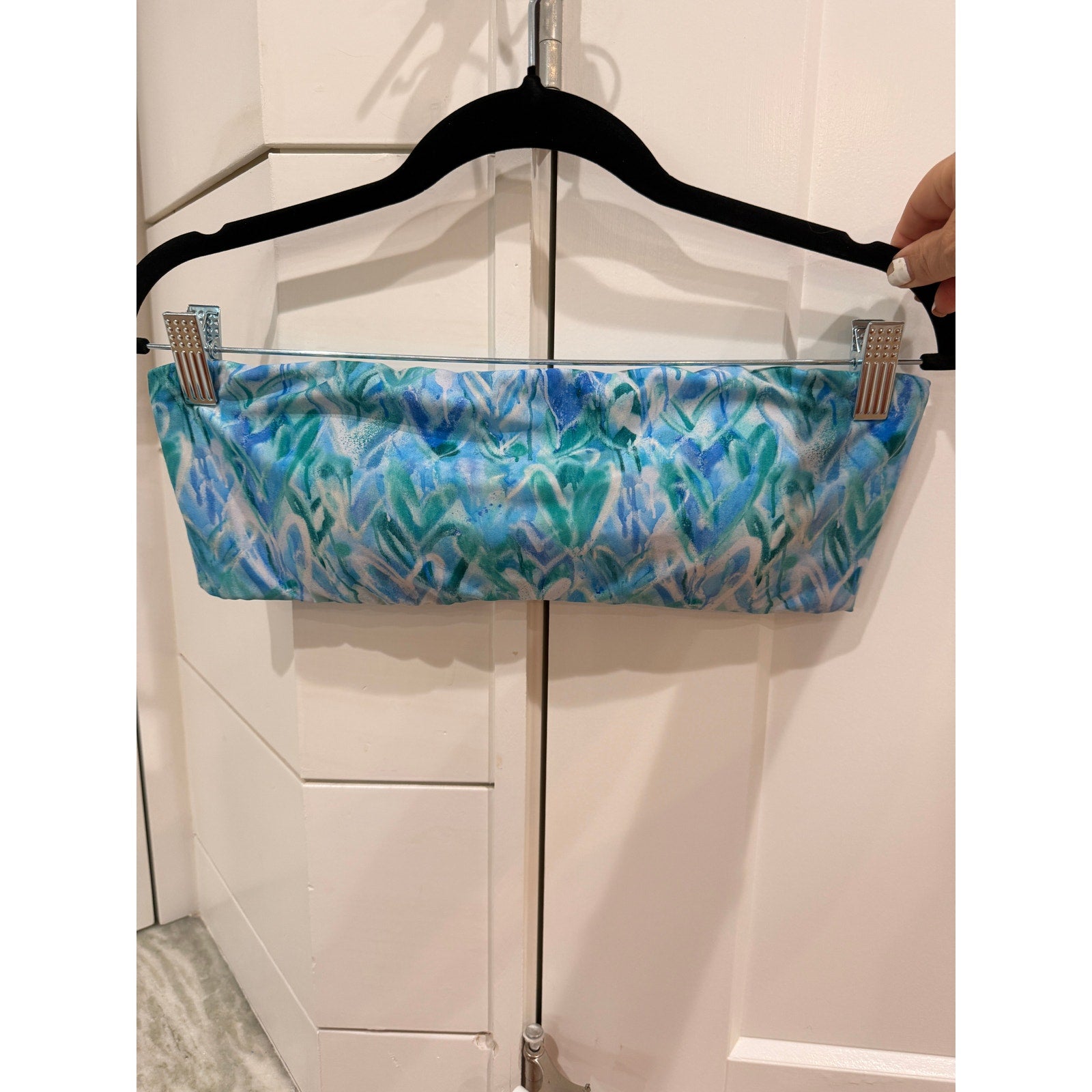 440 - Splendid Graffiti Heart Reversible Bandeau Top Blue Green Sz L
