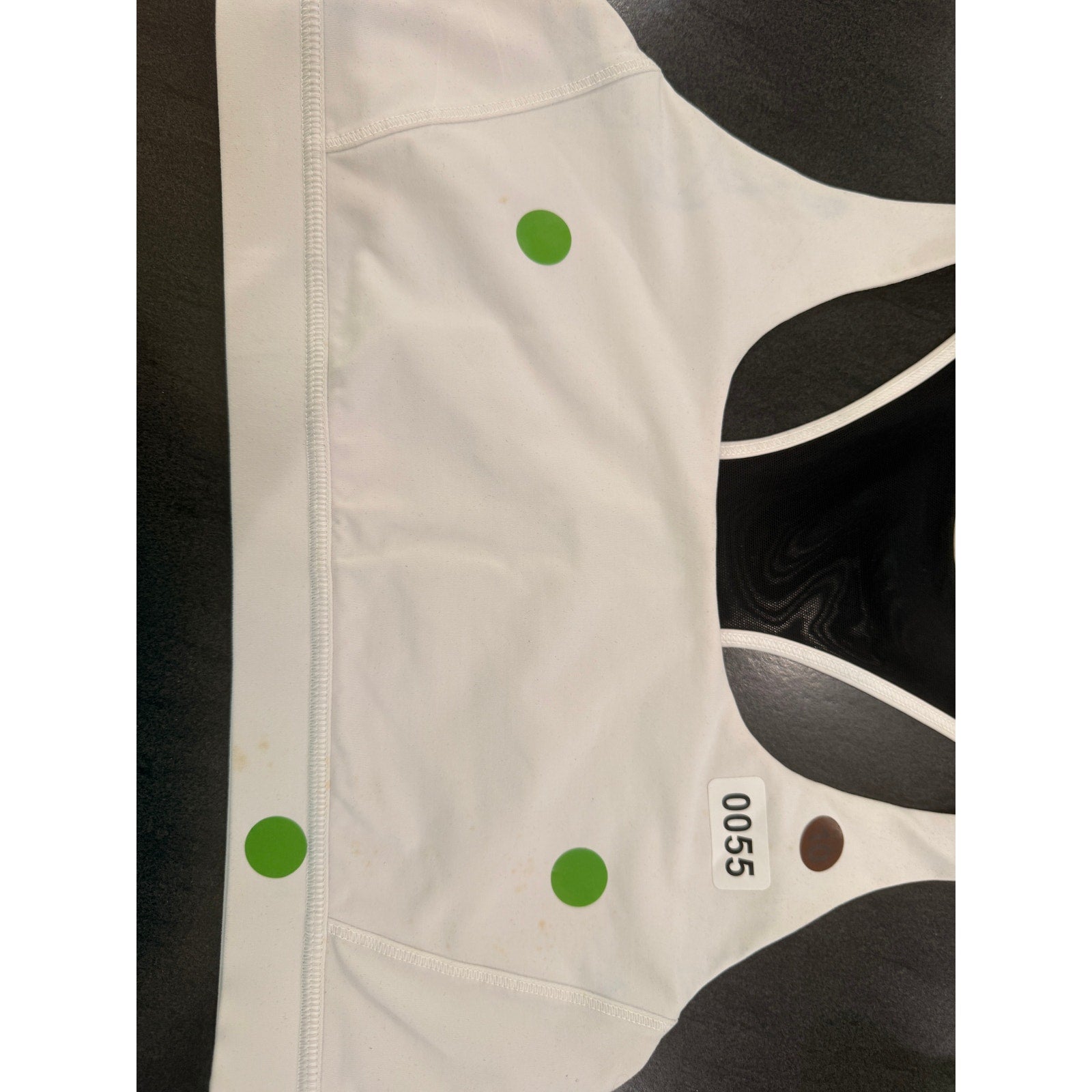 55 - Lululemon Meesh Bra White / Black Sz 10 *NO PADS *FLAW