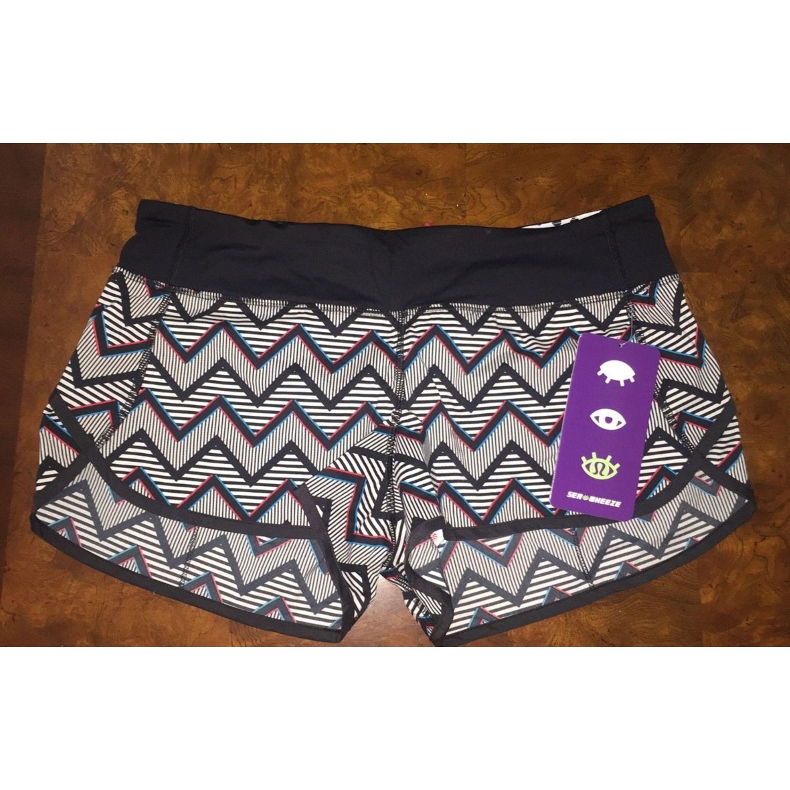 437 - LULULEMON Speed Short 2014 Seawheeze - 3D Chevron Sz 6 *RARE