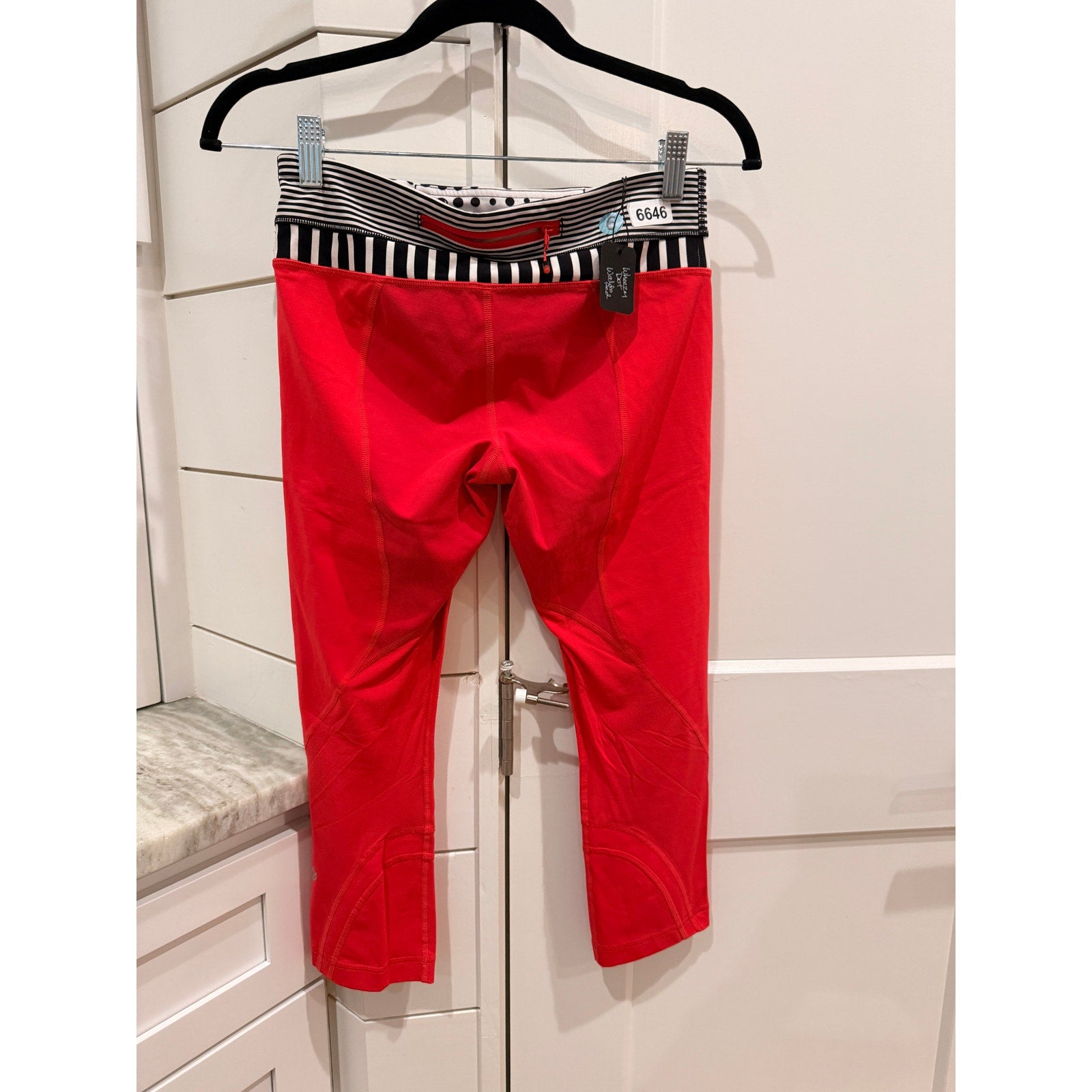 6646 LULULEMON 2012 SEAWHEEZE collector pants in Waldo Red/Wheezy Dot Sz 6