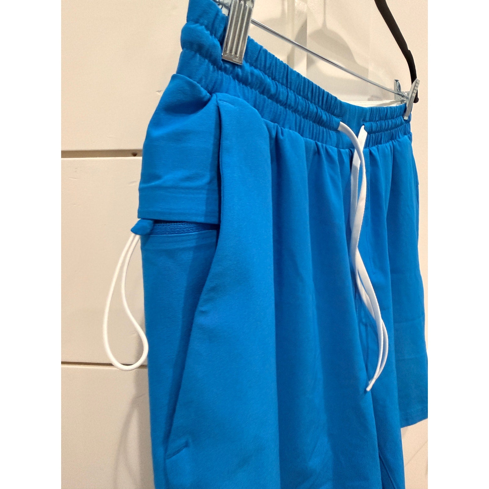 348 - LULULEMON Pool Short 7" Paneled in Blue - Size L
