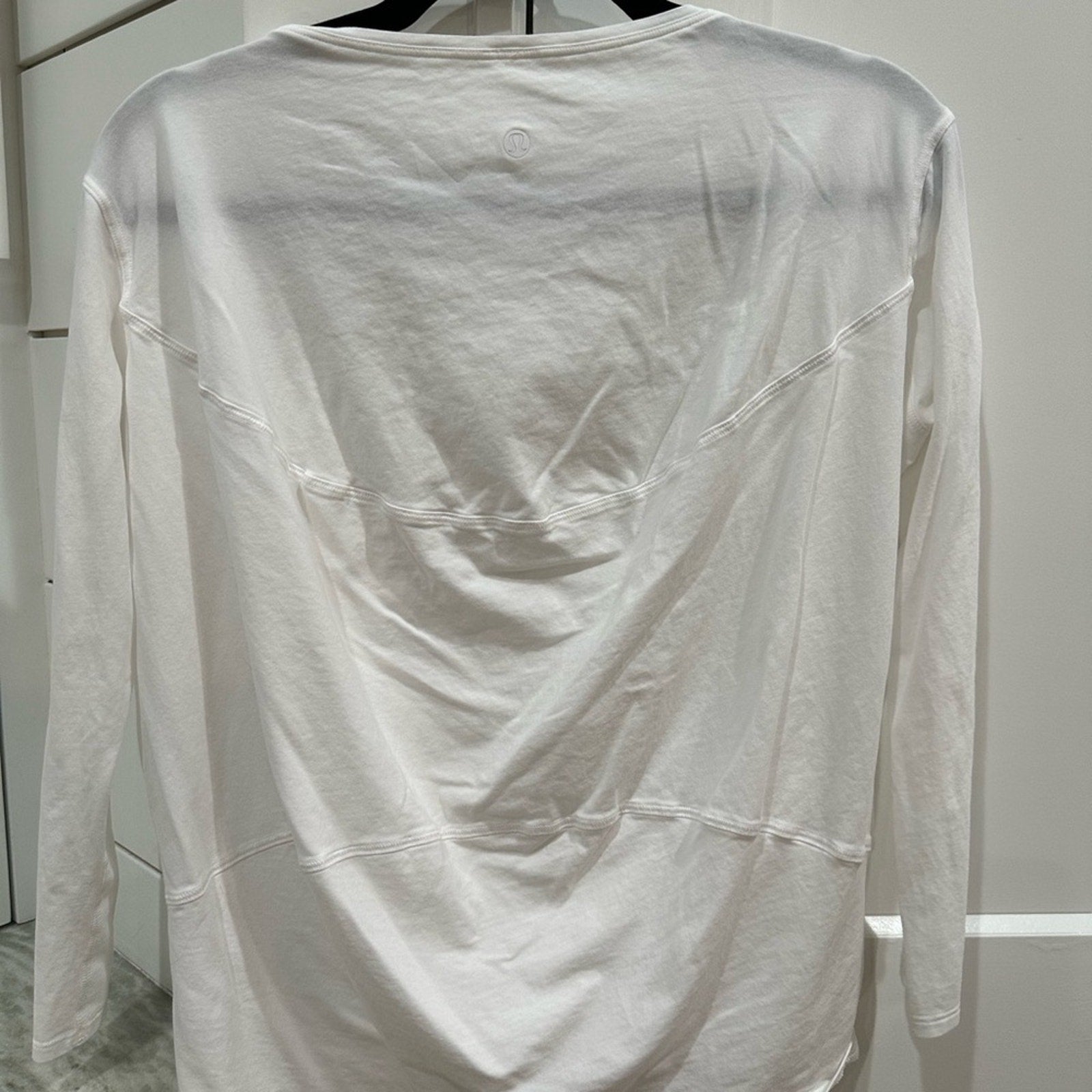 (2200) LULULEMON BACK in ACTION Long Sleeve P2P=22" Oversized