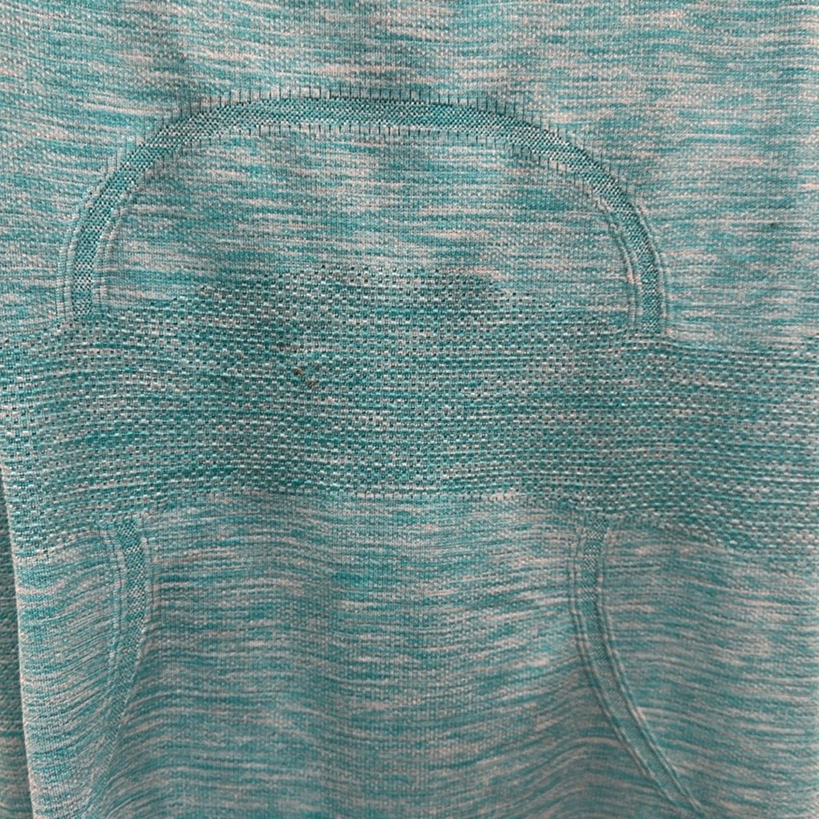 6126 - LULULEMON RUN: Swiftly Tech Racerback Sz 6 ** LOVED