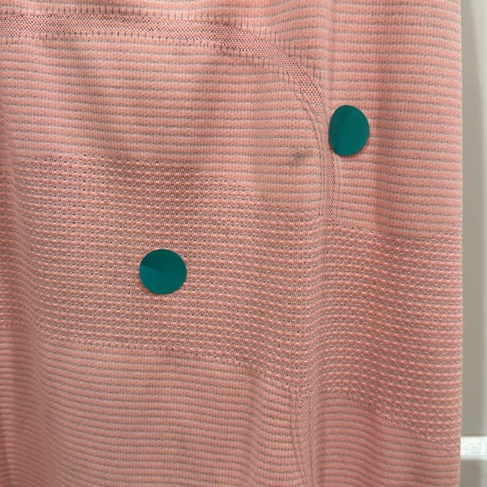 6096 - LULULEMON RUN: Swiftly Tech Racerback Sz 10 ** FLAW