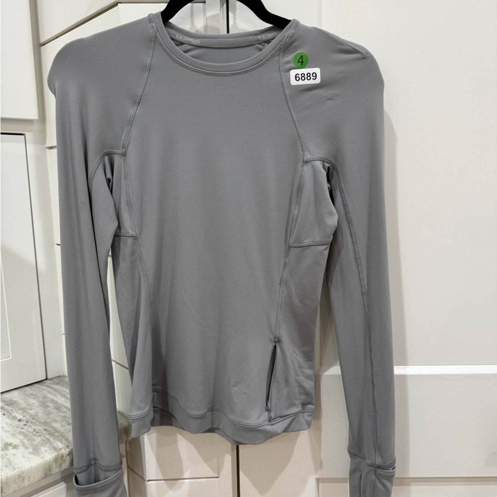 (6889) LULULEMON Its Rulu Run Long-Sleeve Shirt in RHINO GREY Sz 4 *FLAW
