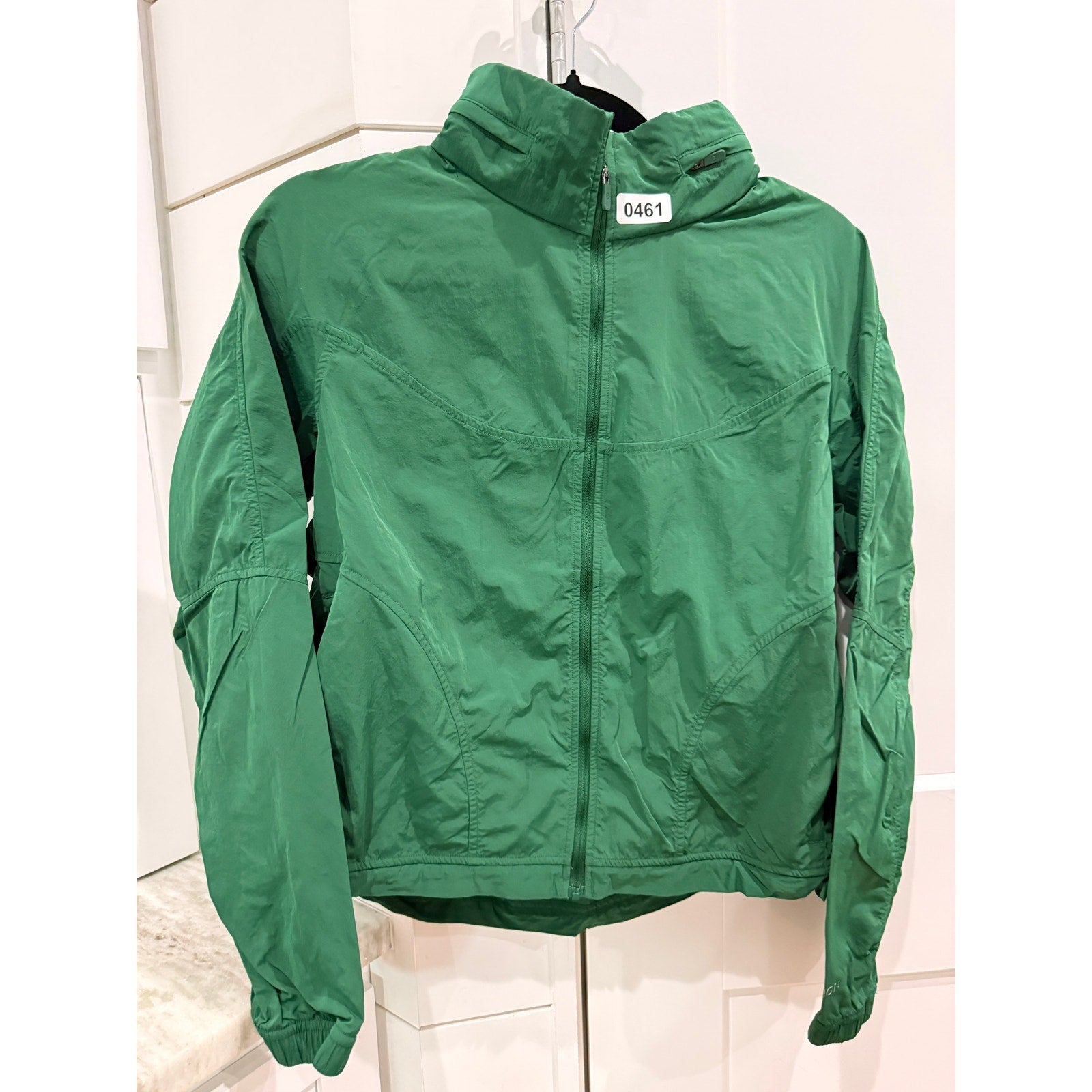461 - Lululemon Lightweight Hooded Jacket in Everglade Green Sz 6